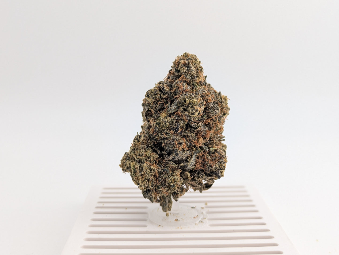 Exotic THCA Flower - Wedding Cake 28%