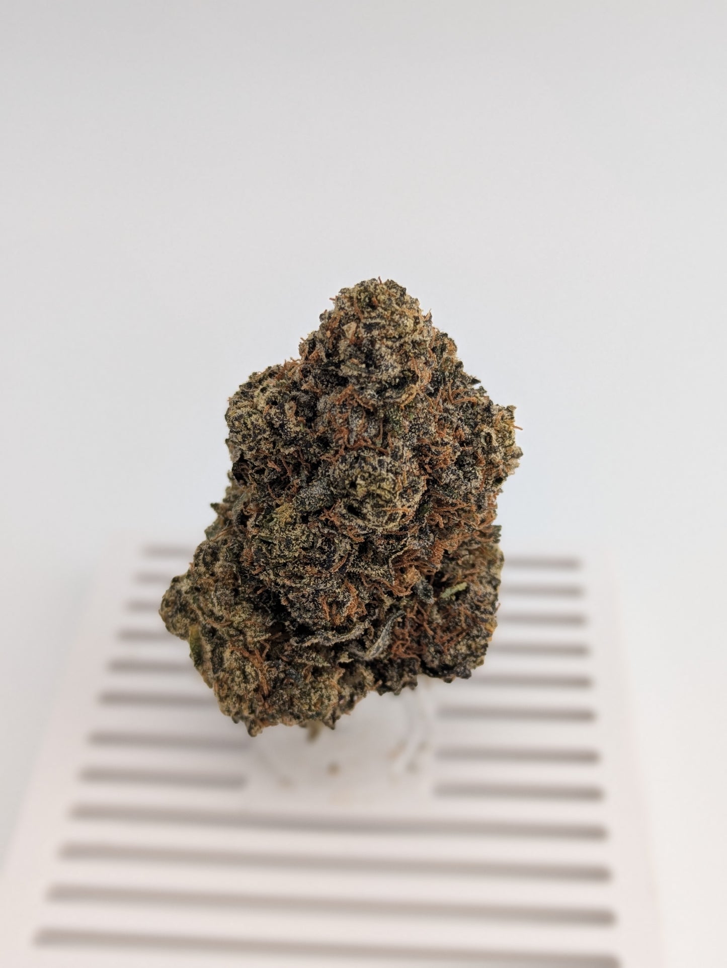 Exotic THCA Flower - Wedding Cake 28%